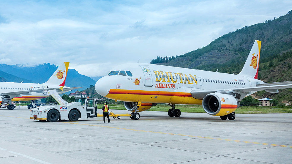 Bhutan Airlinesfmvkodfko