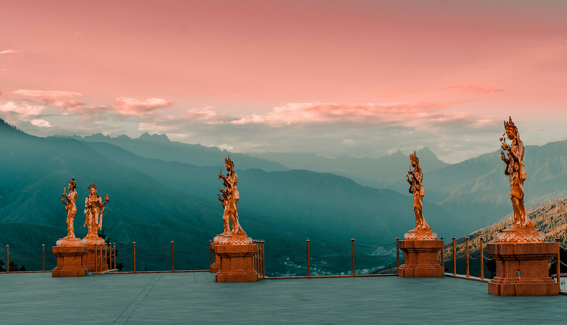 Passang Tobgay VppPdgsIXks Unsplash 0