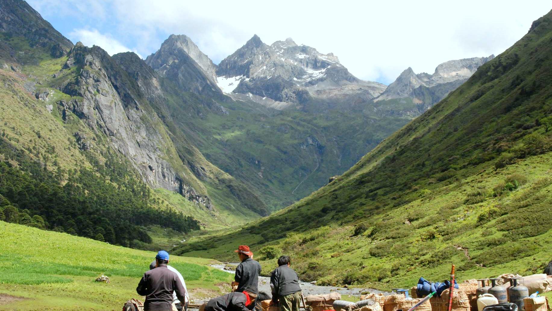 Trekking In Bhutan Spring