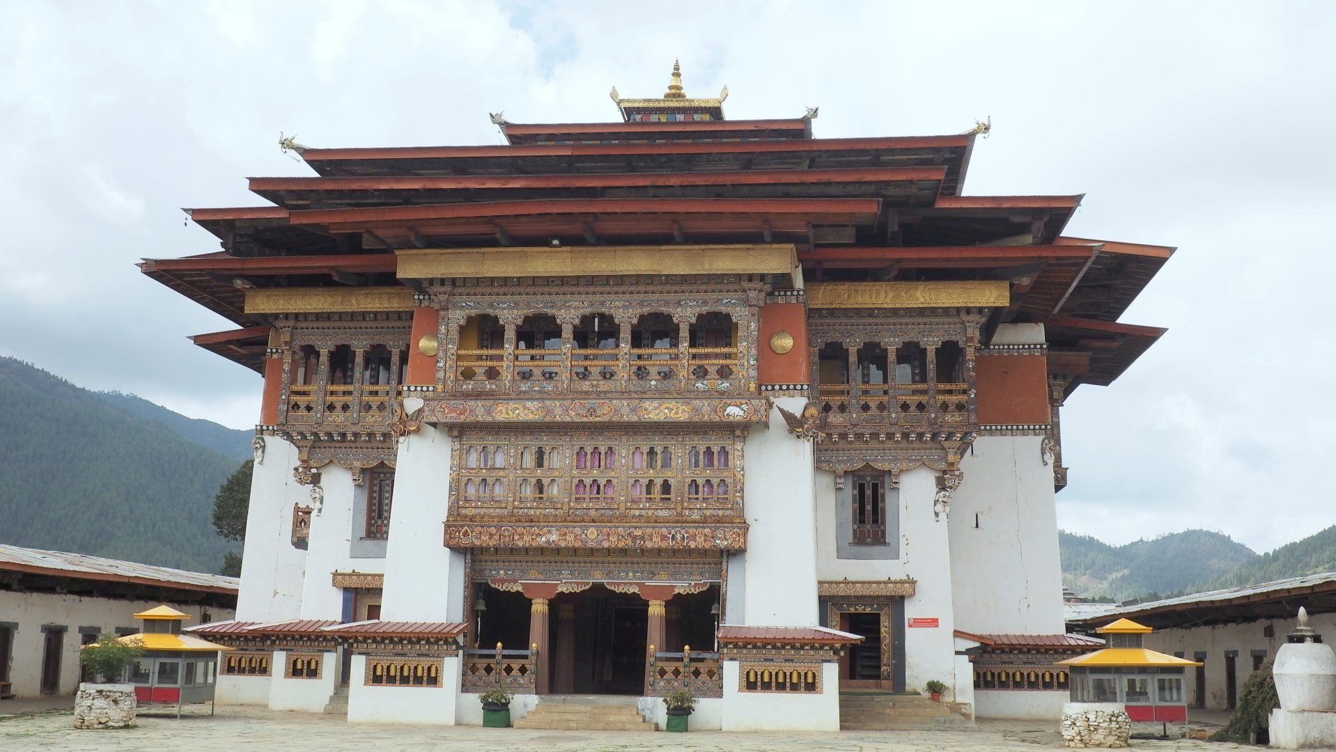 Gangtey monastery (1) 0