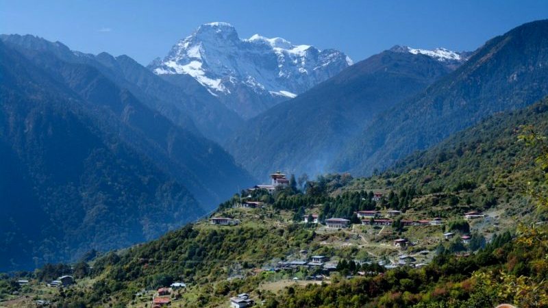 Laya Gasa Trek dfvgg