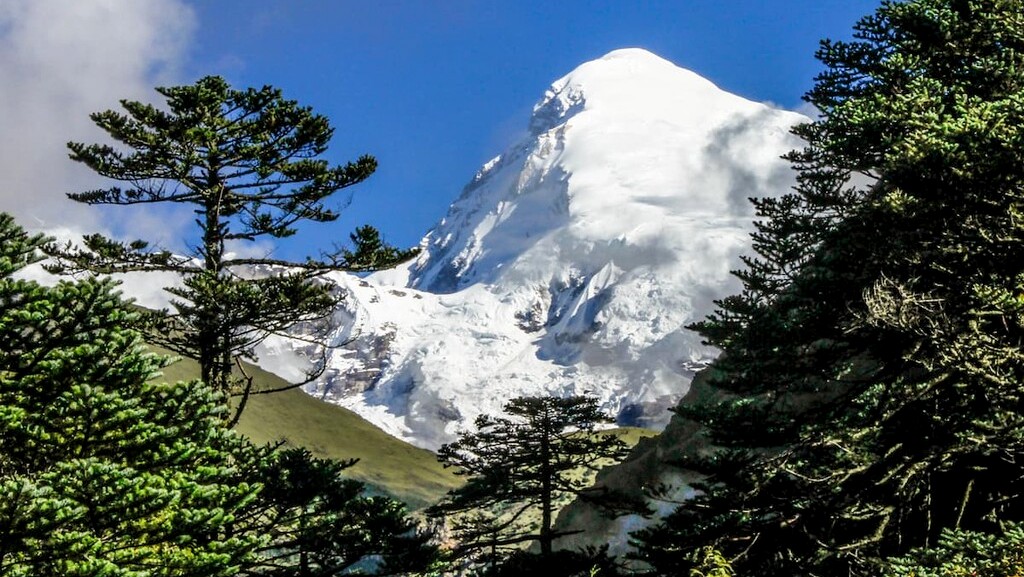 Jigime dorje natioal Parks 0