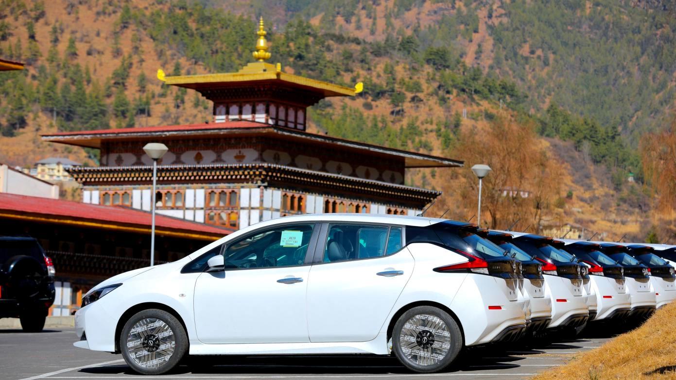 Private transporation In Bhutan (1)